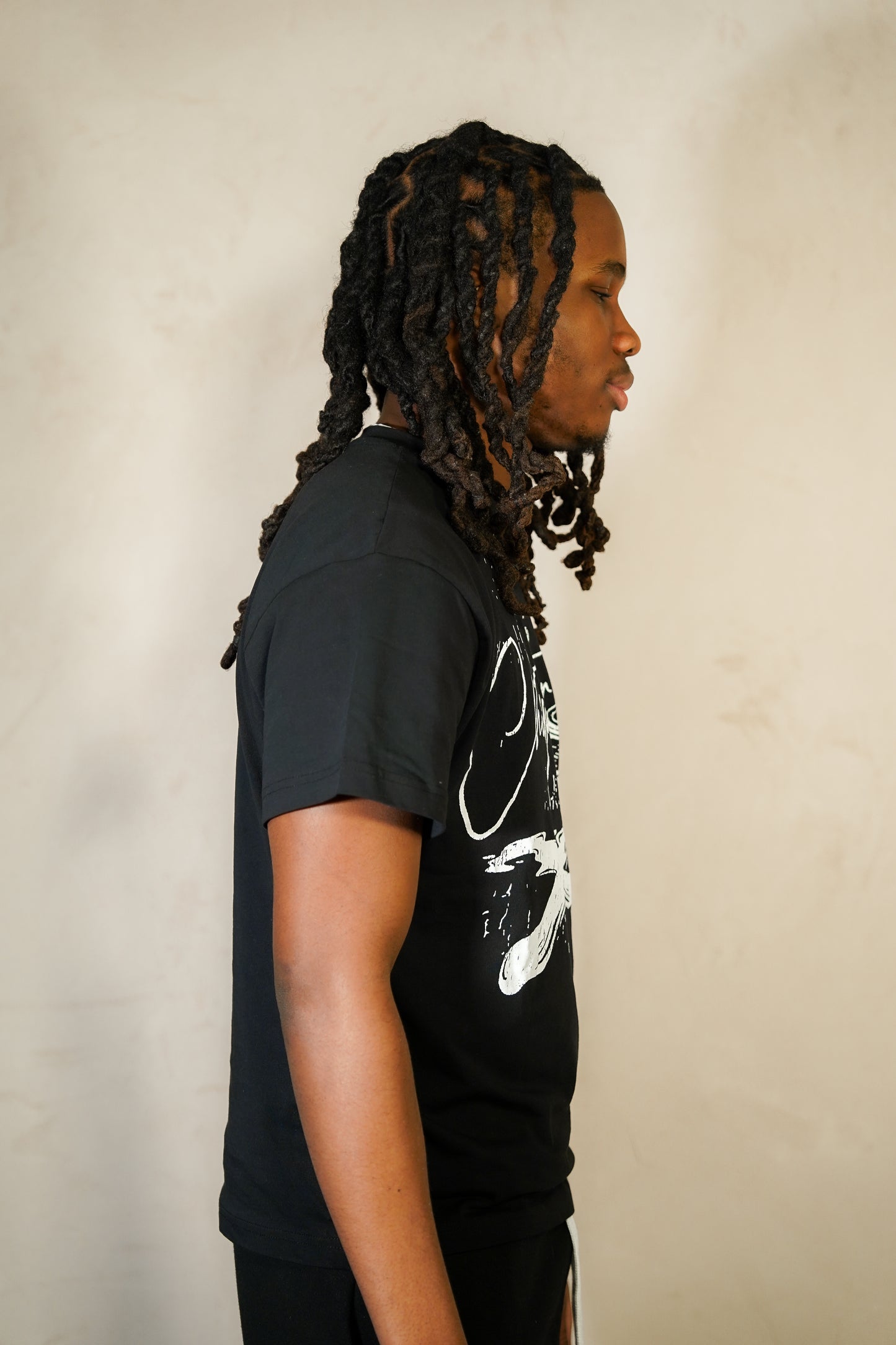 'Untold story' Oversized T - shirt (Black)